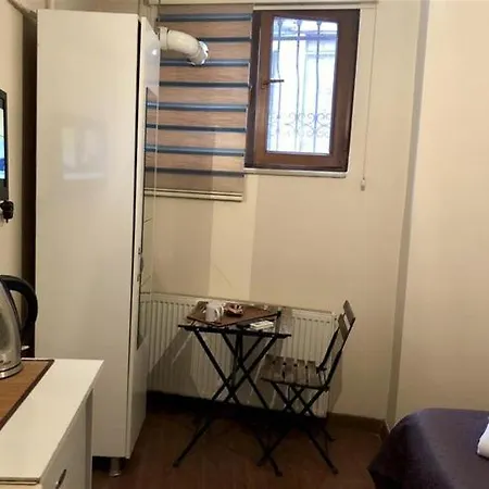 Aparthotel Centre Taksim 3*