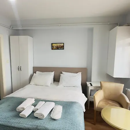Centre Taksim Aparthotel 3*