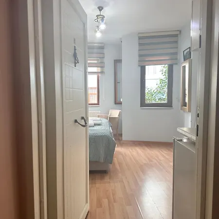 Aparthotel Centre Taksim 3*