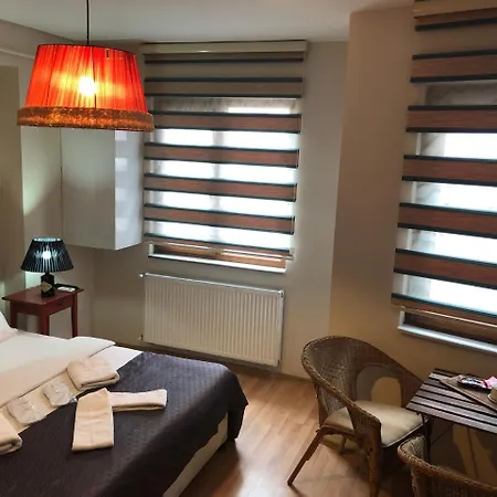 Aparthotel Centre Taksim 3*