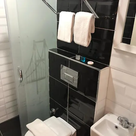 Centre Taksim 3*