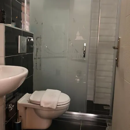 Centre Taksim Aparthotel 3*